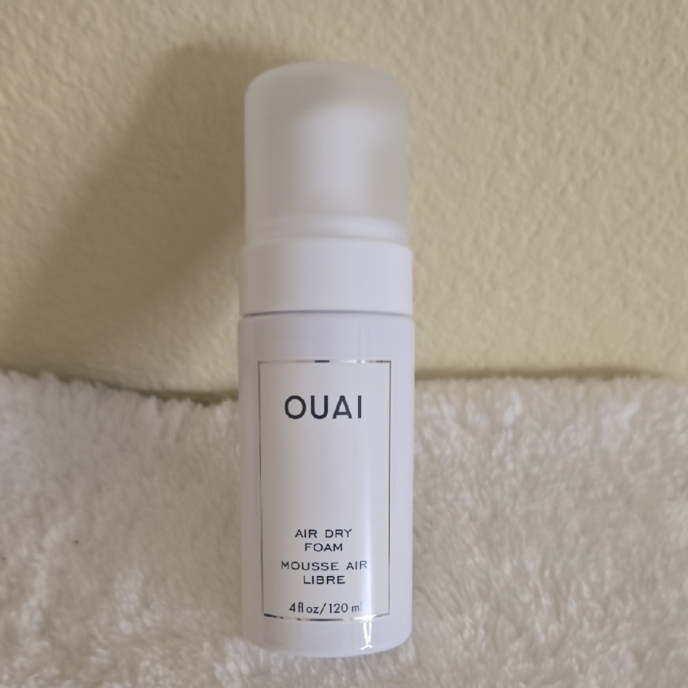 OUAI Air Dry Foam in White Bottle
